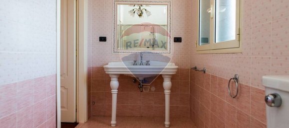 Villa de 3 dormitorios en Mascalucia, Italy No. 298504 8