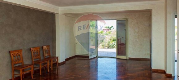 Villa de 3 dormitorios en Mascalucia, Italy No. 298504 3