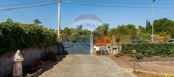 Villa de 3 dormitorios en Mascalucia, Italy No. 298504 36