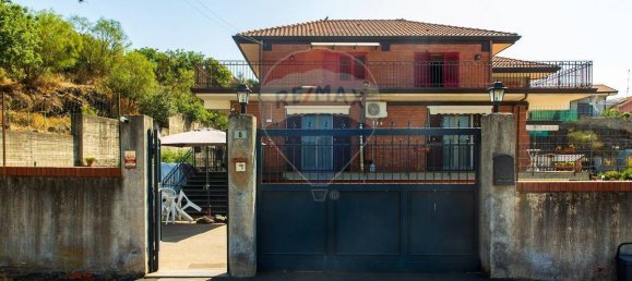 Villa de 3 dormitorios en Mascalucia, Italy No. 298504 28