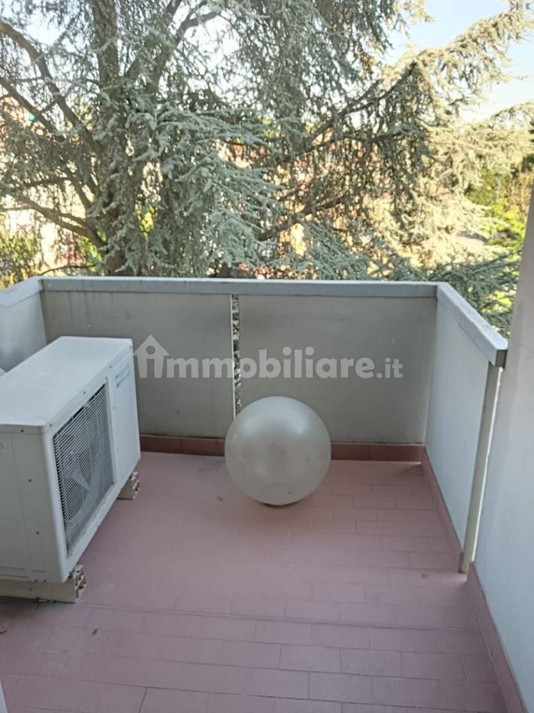 Apartamento de 2 dormitorios en Parma, Italy No. 381295