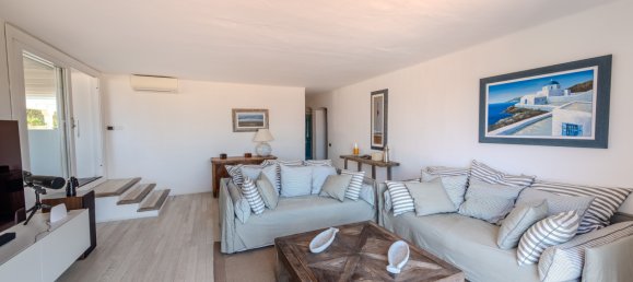 3 bedrooms Penthouse in Olbia, Italy No. 352206 8