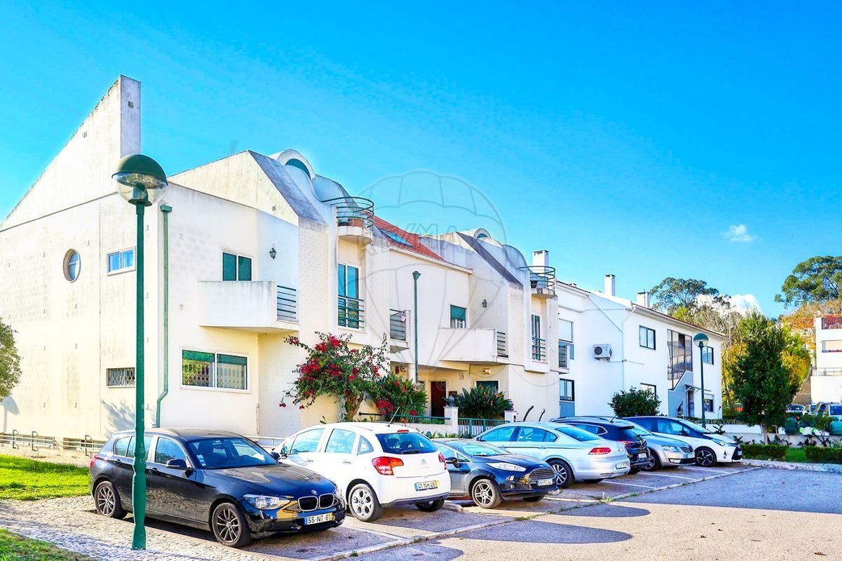 6 bedrooms House in Oeiras, Portugal No. 53016