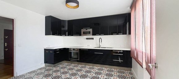 4 Schlafzimmer Wohnung in Reims, France, Nr. 72121 3