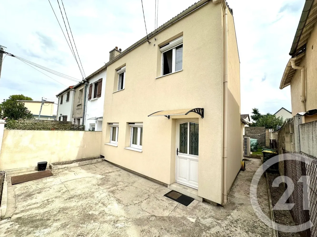 3 غرف نوم منزل في Sevran, France رقم 321625