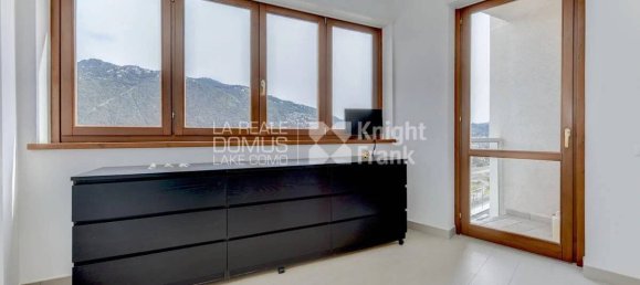 3 Schlafzimmer Penthouse in Como, Italy, Nr. 186986 2