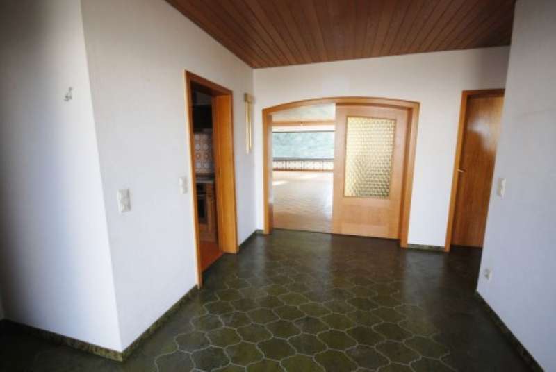 Adosado de 8 habitaciónes en Raunheim, Germany No. 17437