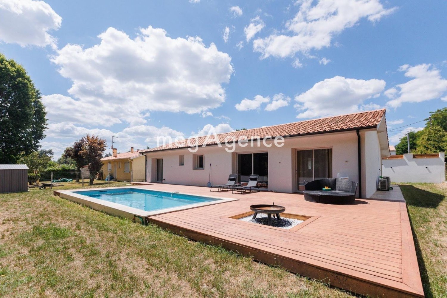 3 chambres Maison à Vayres, France No. 302077