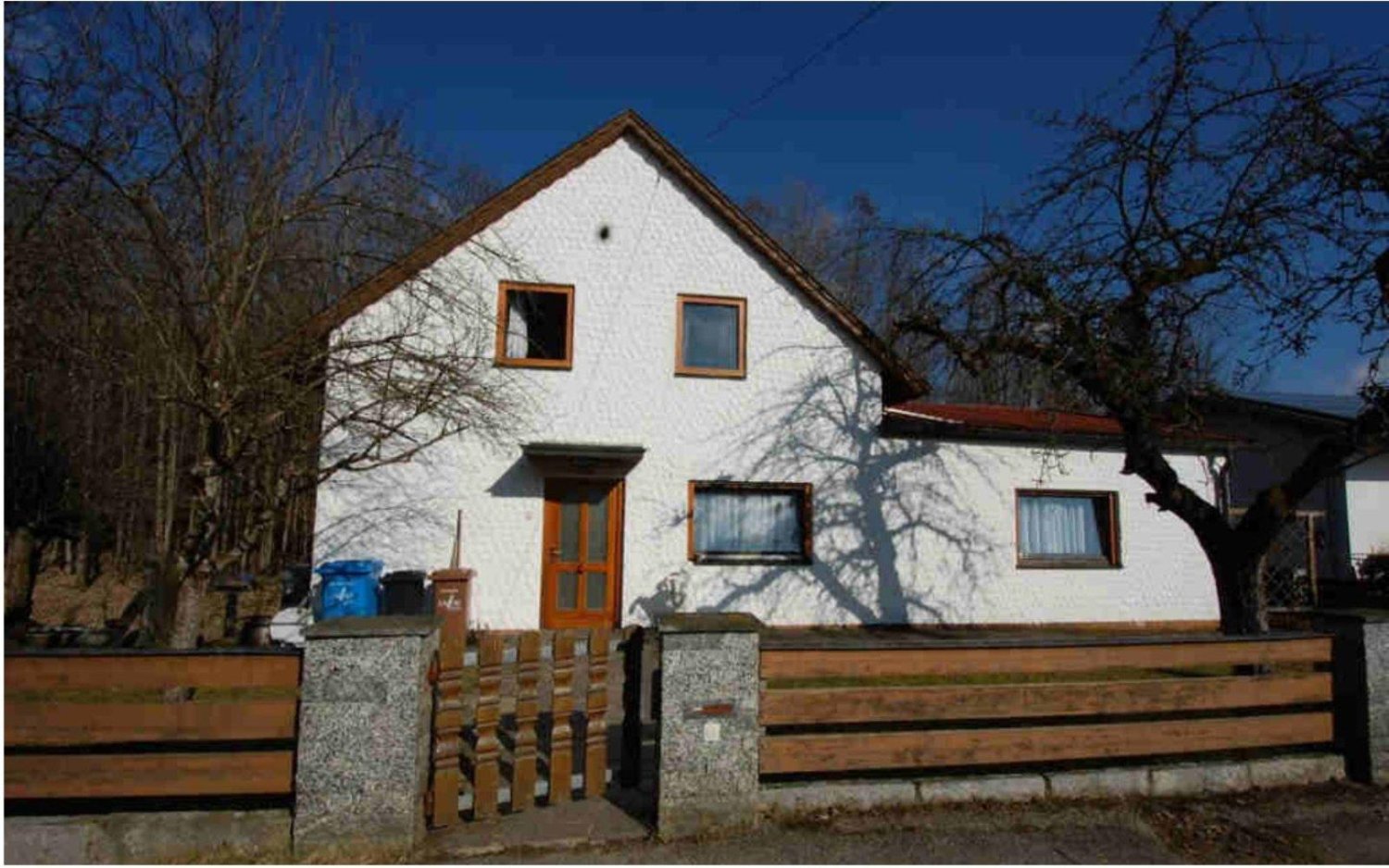 3 bedrooms Townhouse in Straubing-Bogen, Germany No. 294049