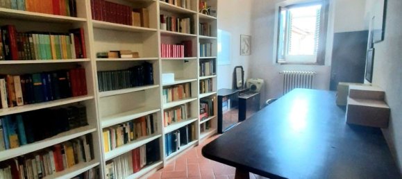 4غرفة شقة في Montevarchi, Italy رقم 49311 8