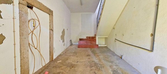 3 bedrooms Castles in Oeiras, Portugal No. 186039 24