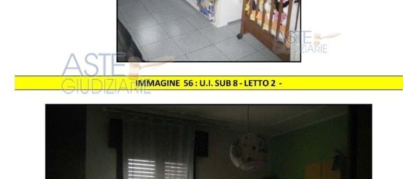 3 rooms Apartment in Modena, Italy No. 286316 2