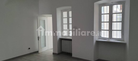 Коммерческая недвижимость с 5 комнатами в Кьери, Италия № 147549 21