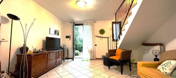 Casa de 2 dormitorios en Misano di Gera d'Adda, Italy No. 282341 5