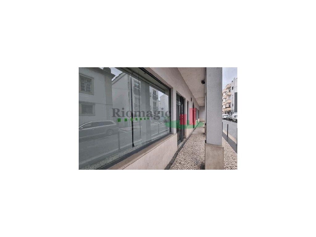 Gewerbliche Immobilie in Pombal, Portugal 420m², Nr. 90285