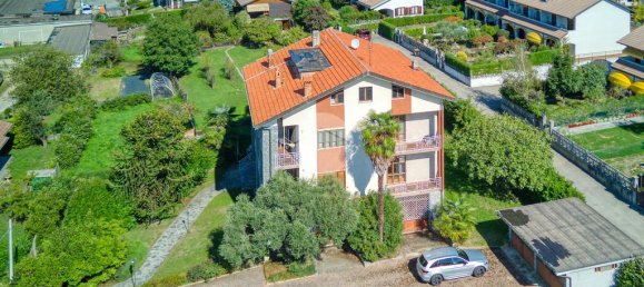 6 bedrooms Villa in Giaveno, Italy No. 377594 3