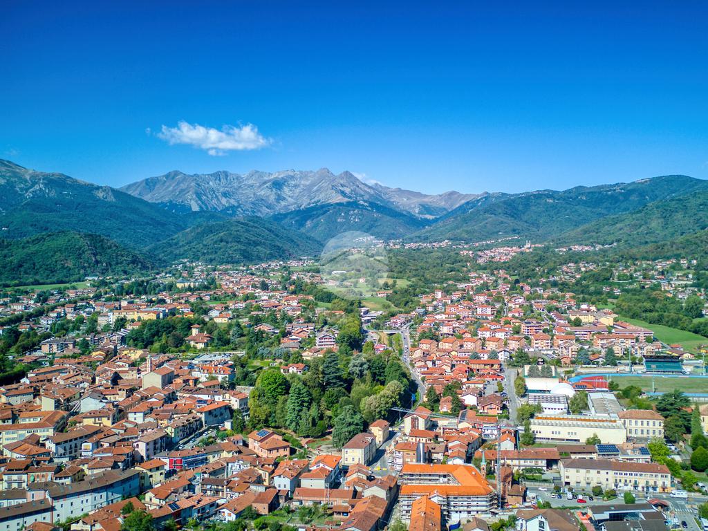 6 bedrooms Villa in Giaveno, Italy No. 377594