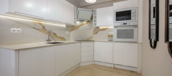 2 Schlafzimmer Wohnung in Marbella Golden Mile, Spain, Nr. 4788 8