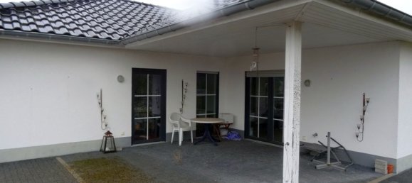 5 rooms Bungalow in Schwalm-Eder, Germany No. 359084 4