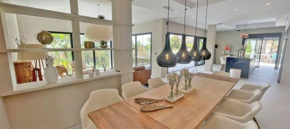 7 bedrooms Villa in Marbella, Spain No. 33862 15