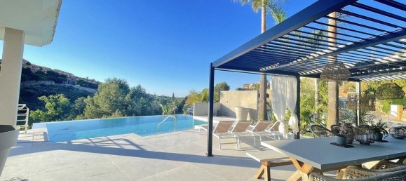 7 bedrooms Villa in Marbella, Spain No. 33862 6