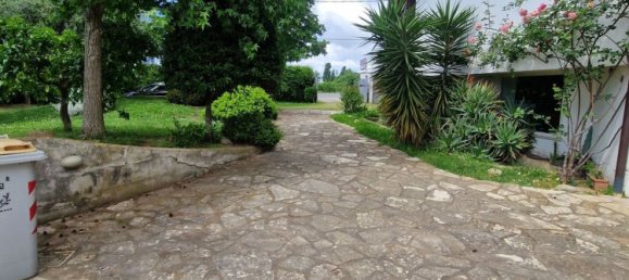 12-salle Villa à Latina, Italy No. 295433 3