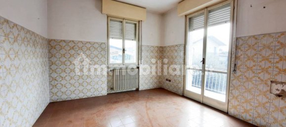 4 غرف نوم فيلا في Desenzano del Garda, Italy رقم 295927 30