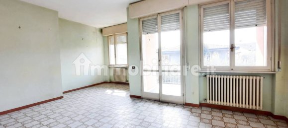 4 غرف نوم فيلا في Desenzano del Garda, Italy رقم 295927 32