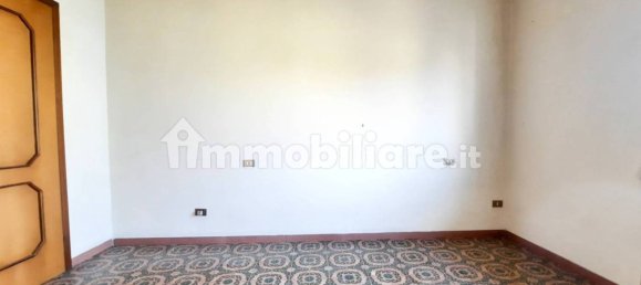4 غرف نوم فيلا في Desenzano del Garda, Italy رقم 295927 6