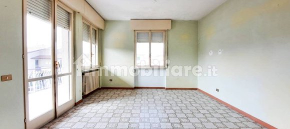 4 غرف نوم فيلا في Desenzano del Garda, Italy رقم 295927 11