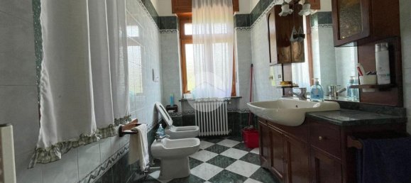 2 bedrooms Villa in Rubiana, Italy No. 90811 17