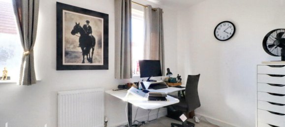 4 bedrooms House in Swanscombe, United Kingdom No. 4917 12