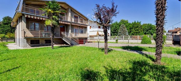 10غرفة فيلا في Paderno Dugnano, Italy رقم 287708 3