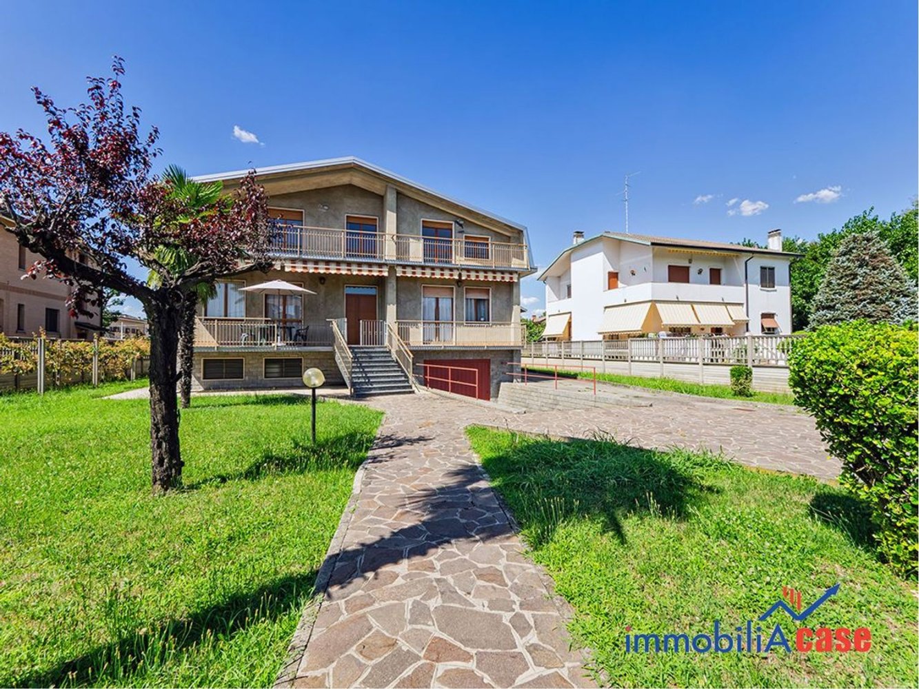 10غرفة فيلا في Paderno Dugnano, Italy رقم 287708