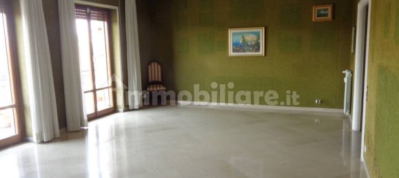 3 Schlafzimmer Wohnung in Rome, Italy, Nr. 337394 8