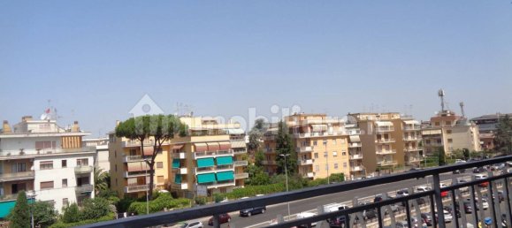 3 Schlafzimmer Wohnung in Rome, Italy, Nr. 337394 2