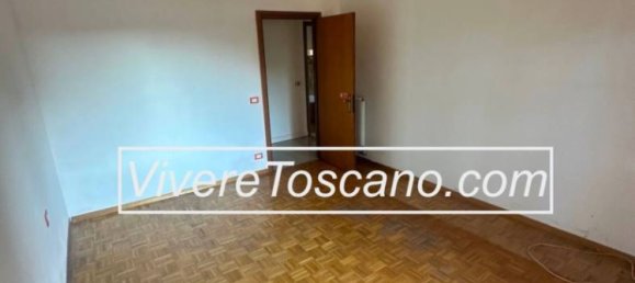 2 bedrooms Apartment in Florence, Italy No. 121251 3