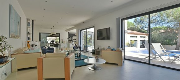 5 bedrooms Villa in Nages-et-Solorgues, France No. 359753 13