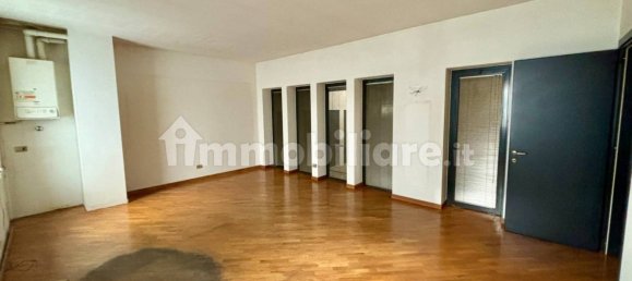 3غرفة مكتب في Piacenza, Italy رقم 71689 10