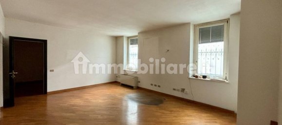 3غرفة مكتب في Piacenza, Italy رقم 71689 9