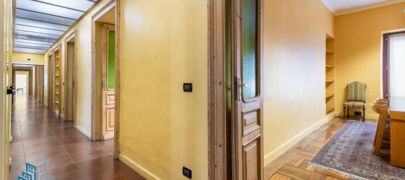 10 bedrooms Apartment in Turin, Italy No. 143694 32
