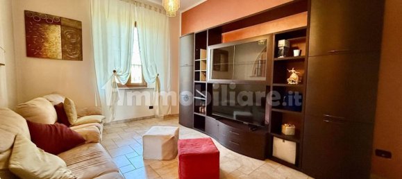 2 bedrooms Apartment in Castelvetro Piacentino, Italy No. 229478 9