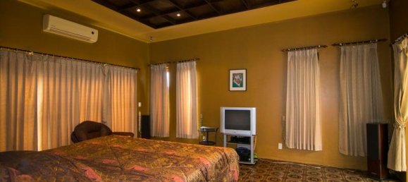 3 bedrooms Cafe / restaurant in Bang Lamung, Thailand No. 92 11