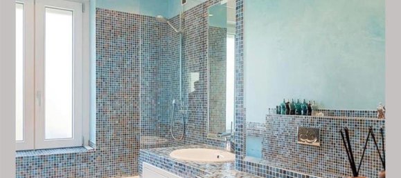 3 Schlafzimmer Villa in Montignoso, Italy, Nr. 295186 11