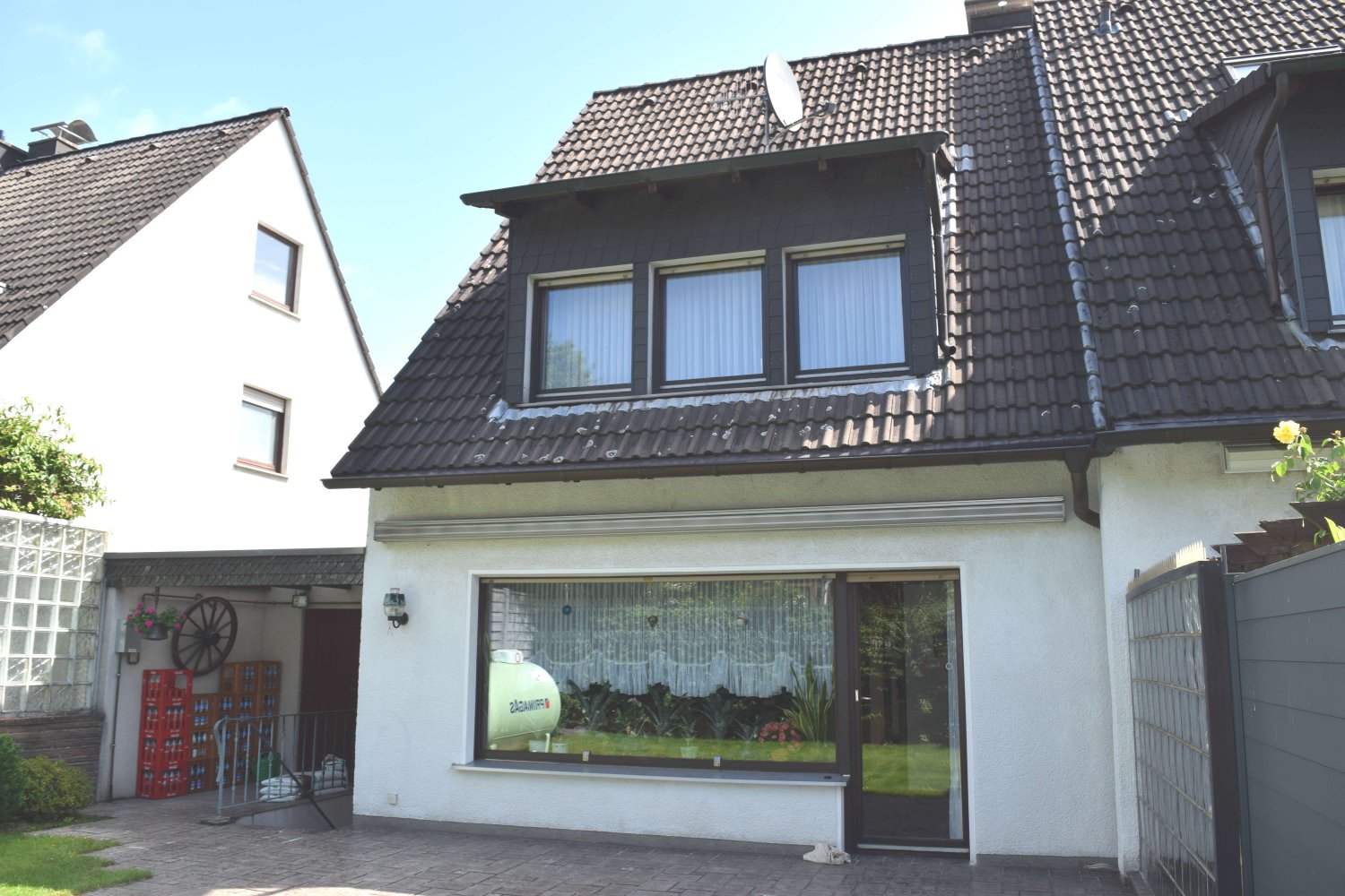 3 bedrooms Townhouse in Essen, Germany No. 360304