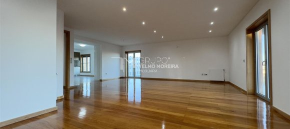 4 bedrooms Apartment in Vila Nova de Gaia, Portugal No. 114044 13