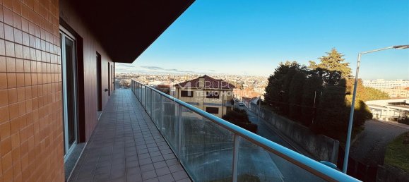 4 bedrooms Apartment in Vila Nova de Gaia, Portugal No. 114044 15