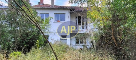 5 bedrooms House in Talence, France No. 99038 2