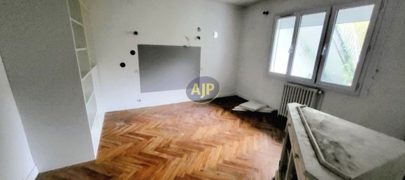 5 bedrooms House in Talence, France No. 99038 6