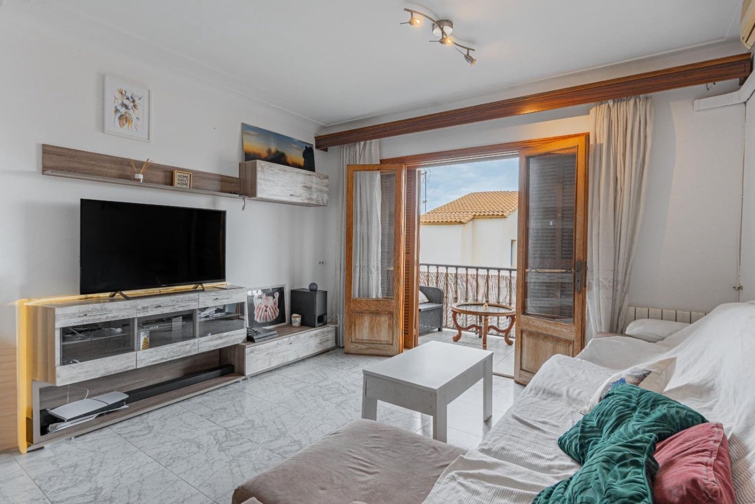 3 bedrooms Apartment in Llucmajor, Spain No. 185907